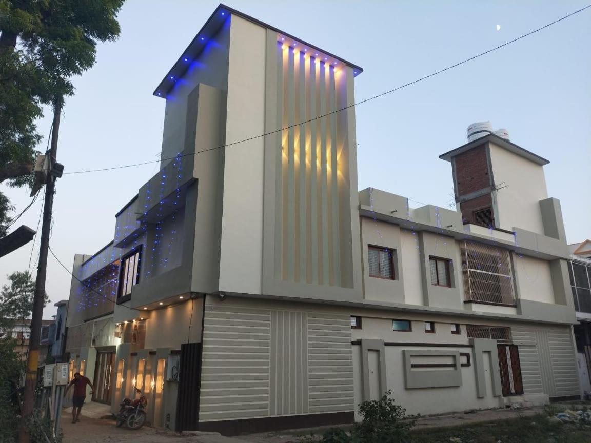 Siyaram Kunj Hotel Ayodhya ภายนอก รูปภาพ